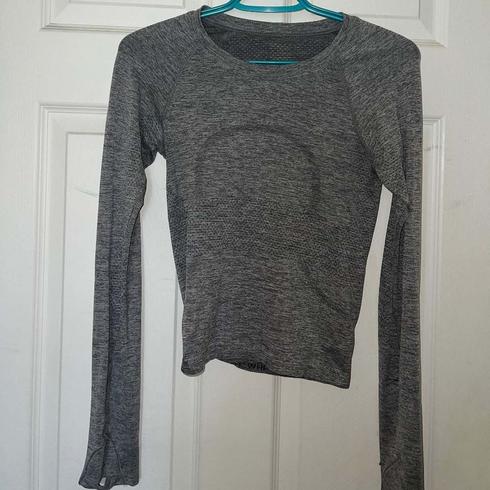 lululemon slate grey swiftly tech race length long sleeve, size 2